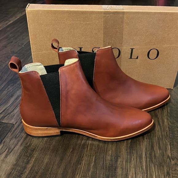 Nisolo Shoes - NEW Nisolo Chelsea Boot Color Brandy Size 9.5 US